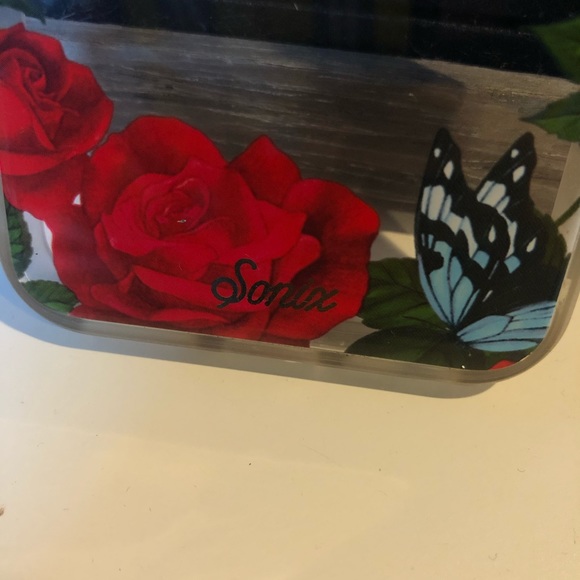 Sonix IPhone 8 Butterfly and Roses Case🦋🌹 - Picture 4 of 4